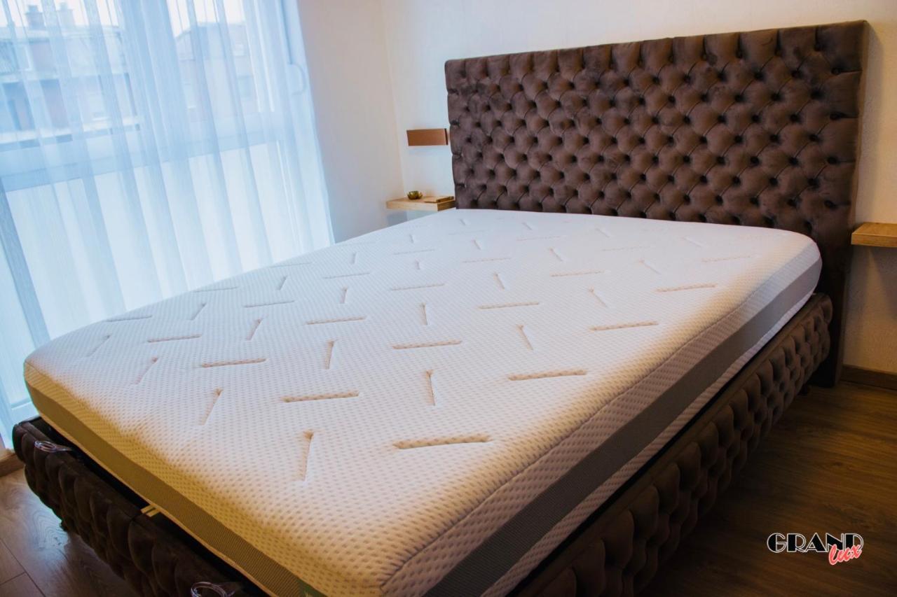 Grand Lux Apartment Doboj Zewnętrze zdjęcie